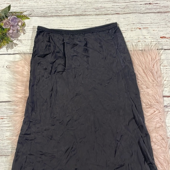 Mes Demoiselles Lima Satin Black Midi Skirt - Picture 5 of 7
